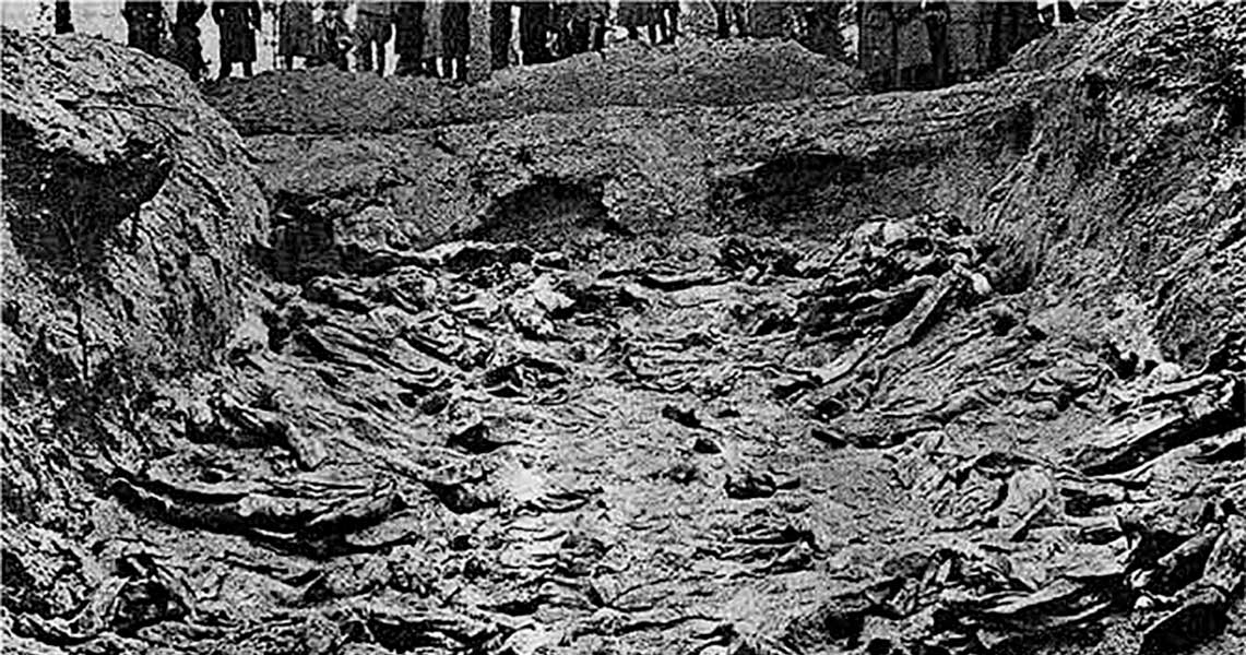 Cine: Katyn de Andrzej Wajda. Espacio Contemplación.